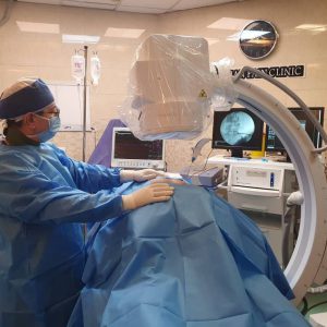 درمان اینترونشنال جراحی بسته دیسک با اندوسکوپی و لیزر